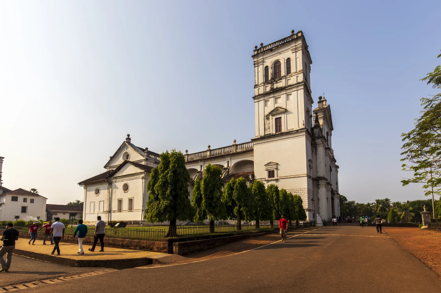 Super Saver Goa — photo 1 of 7