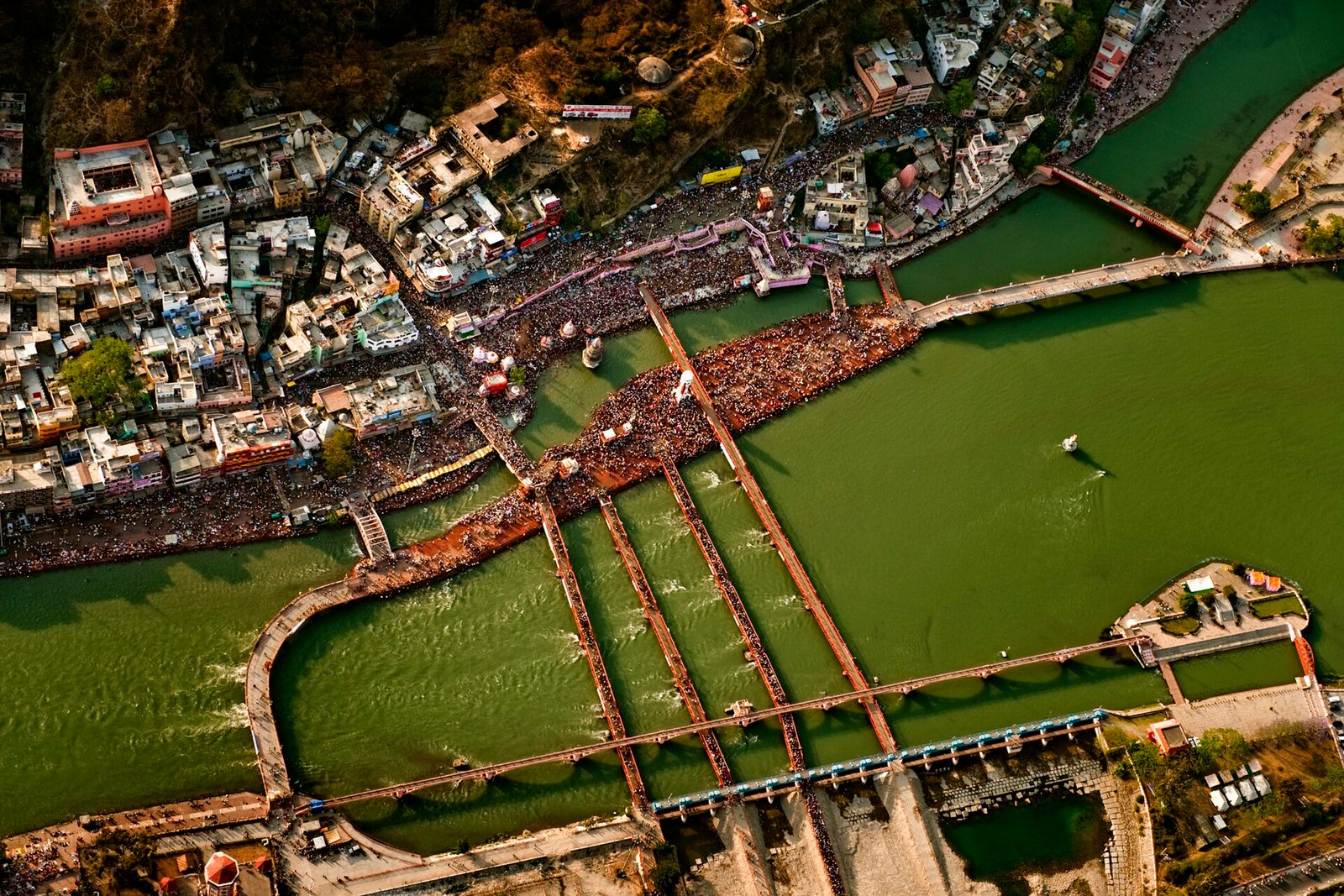 Energetic Haridwar! — photo 1 of 5