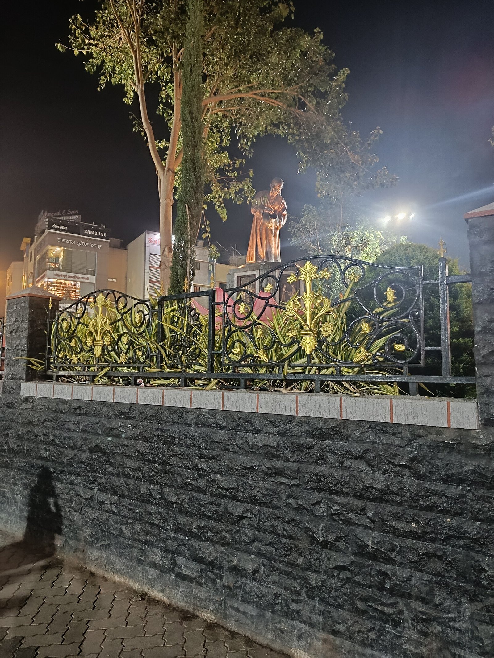 Spiritual Shirdi Holiday — 3 nights, 4 days covering 3N Maharashtra