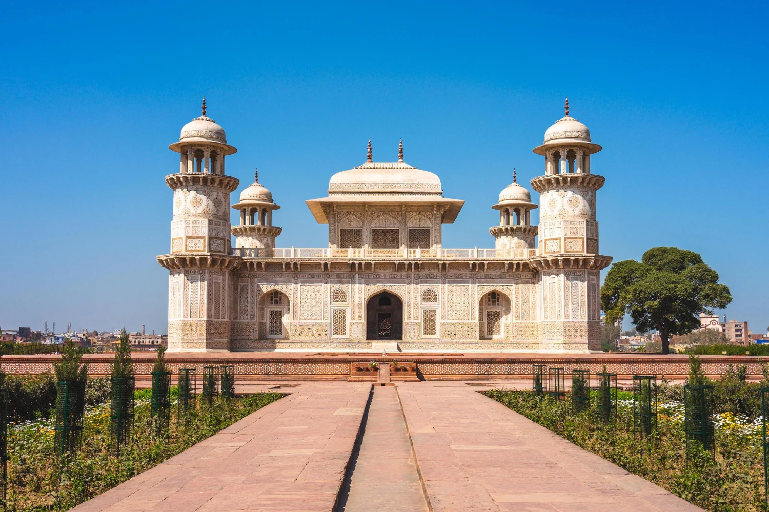 Premium Vacay in Delhi and Agra — 4 nights, 5 days covering 4N Uttar Pradesh
