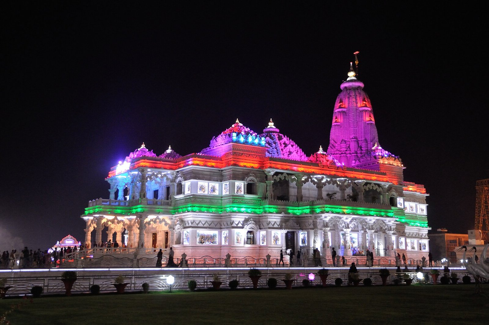 A Divine Trip to Mathura and Vrindavan — photo 1 of 5